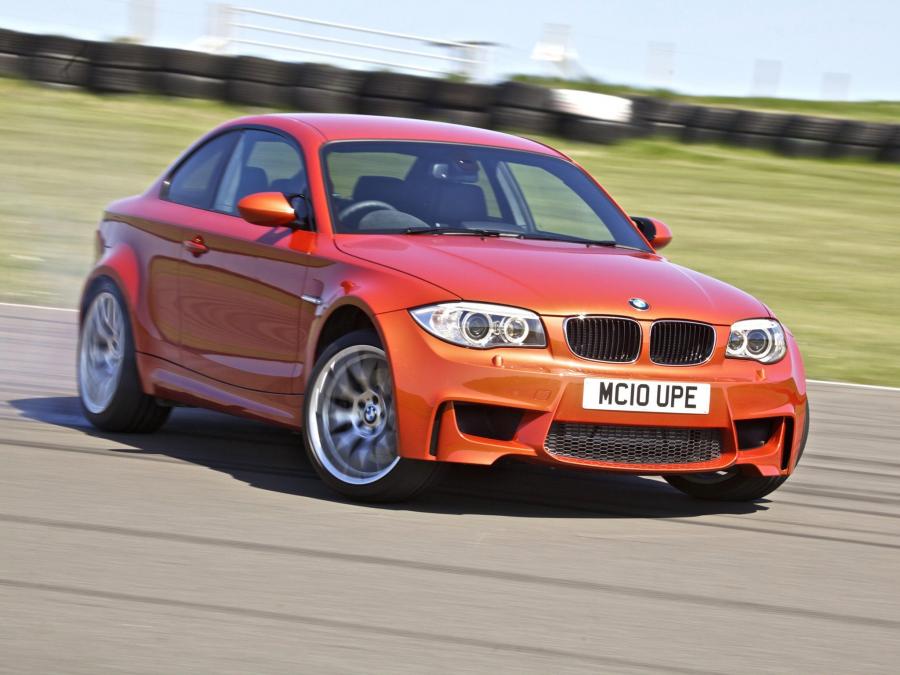  BMW 1-Series M Coupe 2011 года  (UK) (фото 19 из 30)